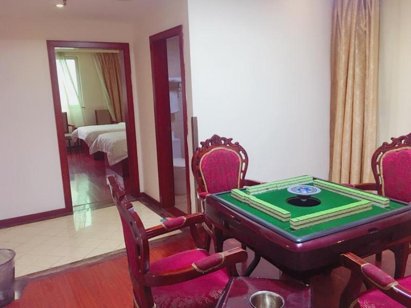 Greentree Inn Shanghai Pudong Airport Wild Animal Park Express Hotel Nanhui Εξωτερικό φωτογραφία